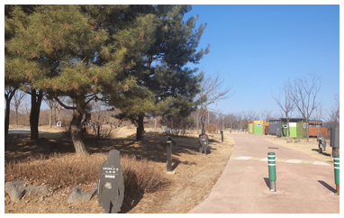 캠핑장 입구